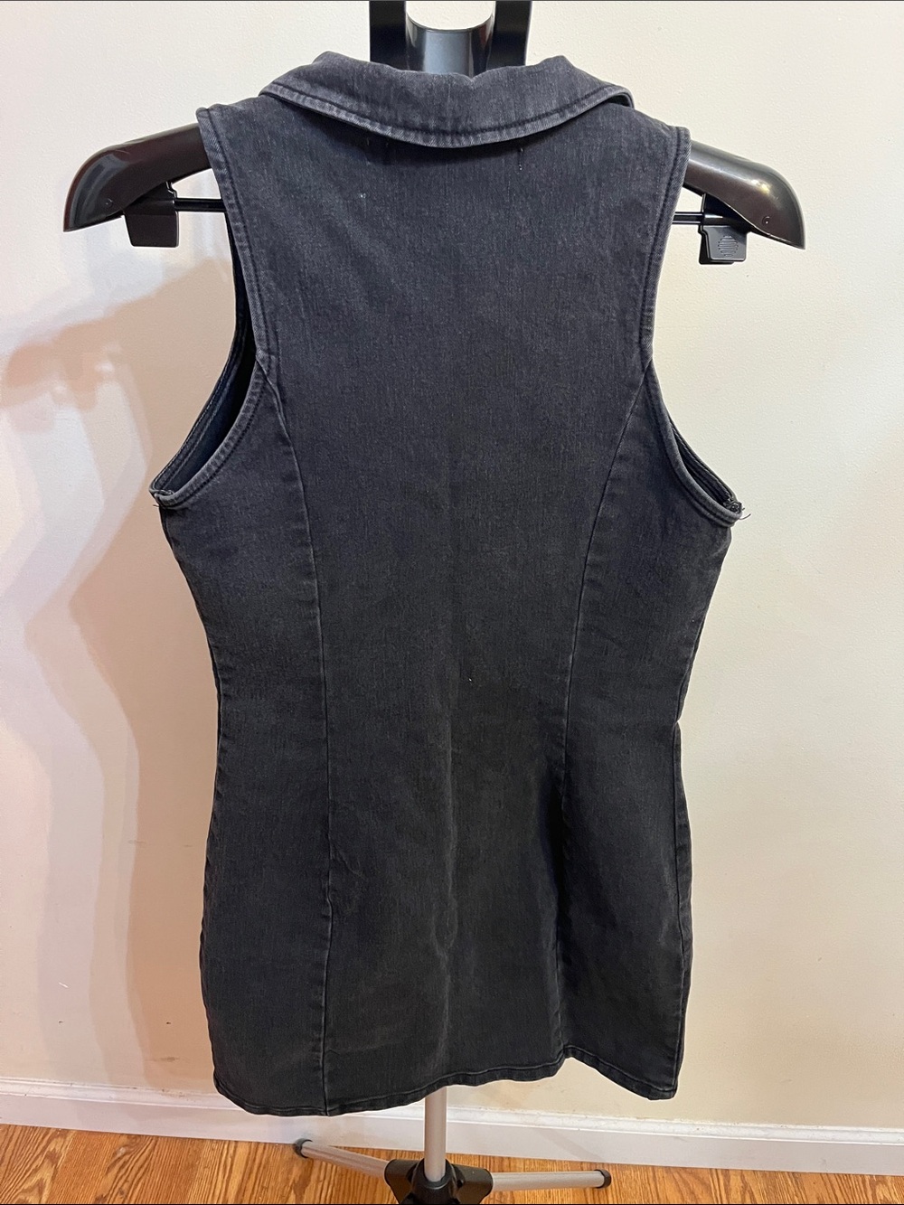 Juniors' Tinseltown Denim Zip Front Dress - Picture 2 of 9
